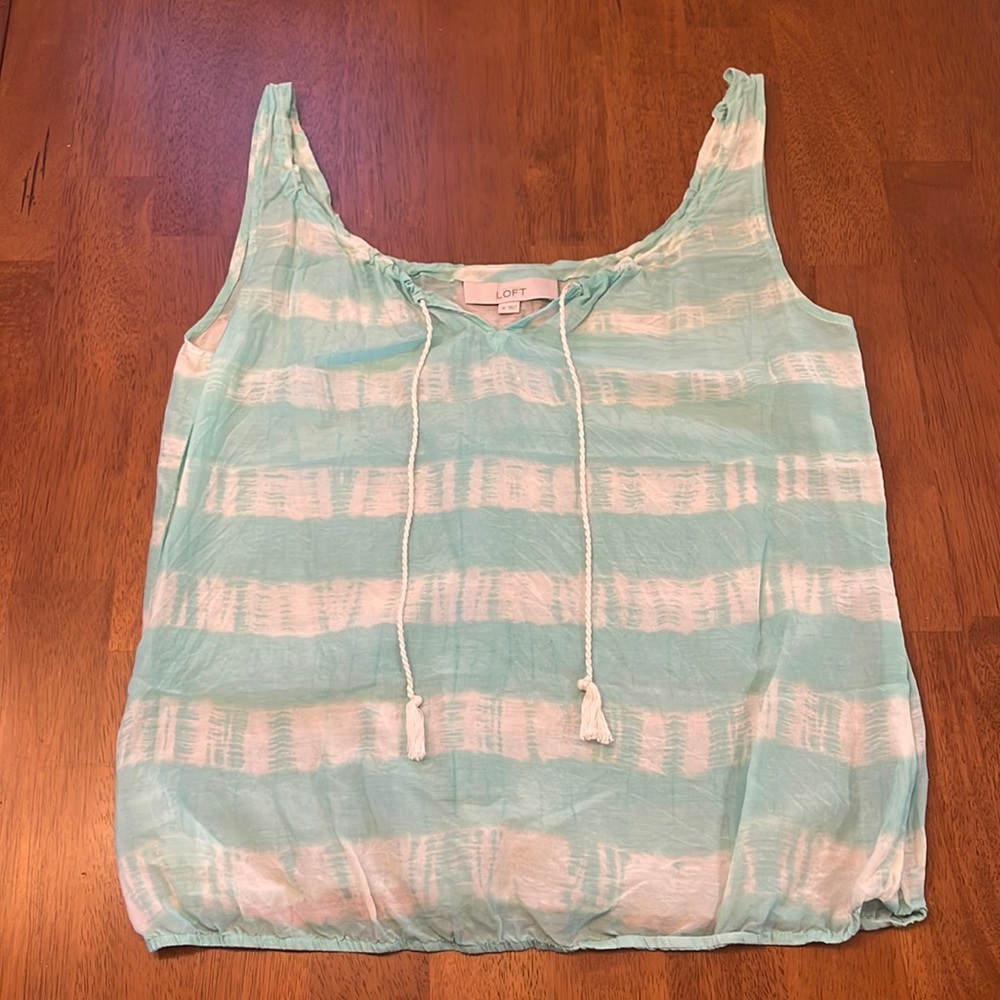 LOFT (M) - Green & White Tie-Dye Tank Top w/ tassels